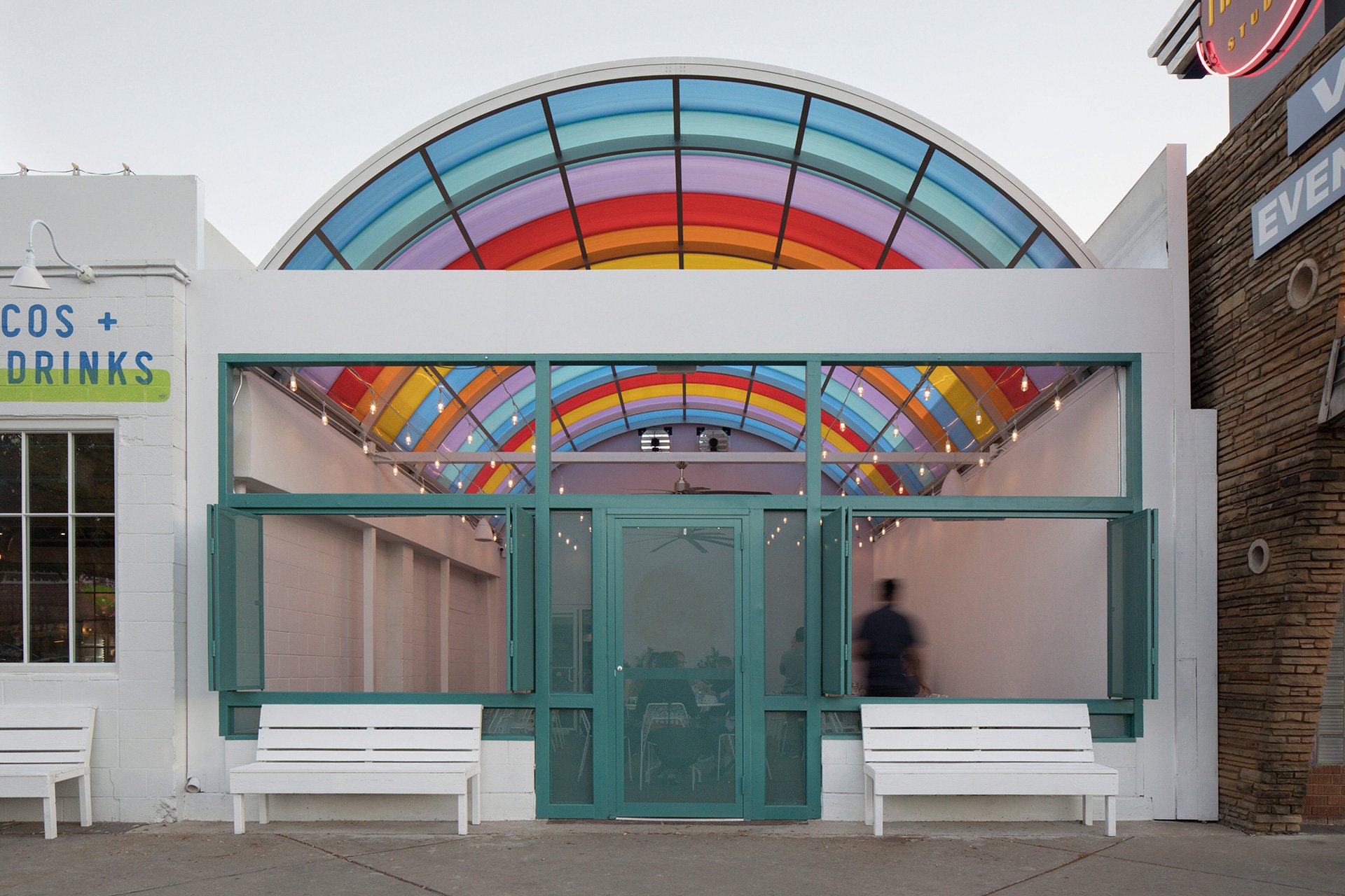 kingspan-mexican-radio-canopy-exterior-us